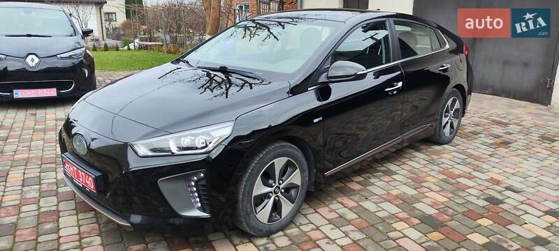 Хэтчбек Hyundai Ioniq 2018 в Городке