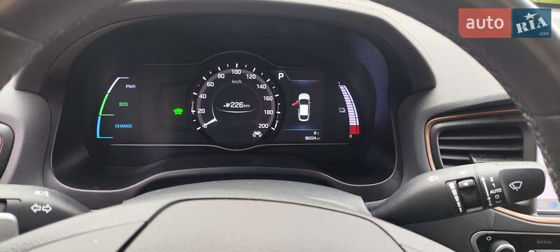 Хэтчбек Hyundai Ioniq 2018 в Городке