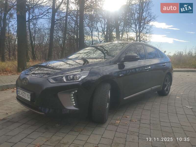 Хэтчбек Hyundai Ioniq 2016 в Львове