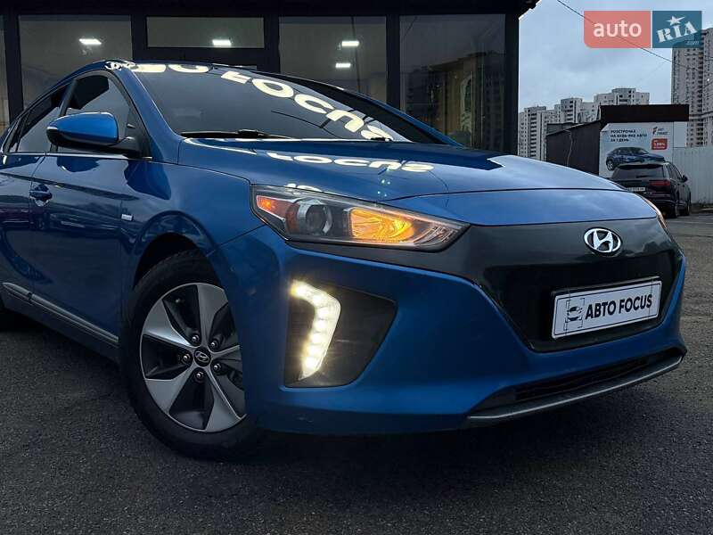 Хэтчбек Hyundai Ioniq 2018 в Киеве