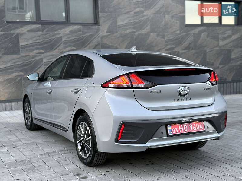 Лифтбек Hyundai Ioniq 2020 в Тернополе фото 26 Лифтбек Hyundai Ioniq 2020 в Тернополе