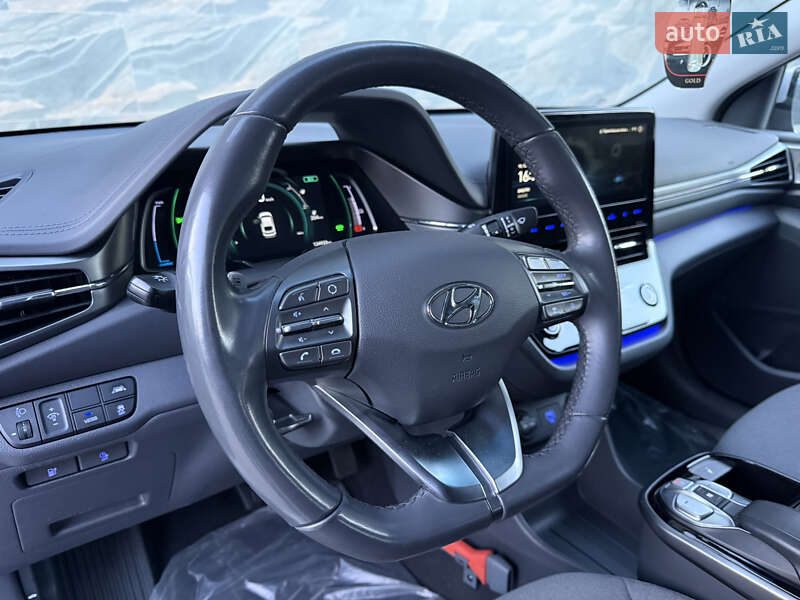 Лифтбек Hyundai Ioniq 2020 в Тернополе фото 40 Лифтбек Hyundai Ioniq 2020 в Тернополе