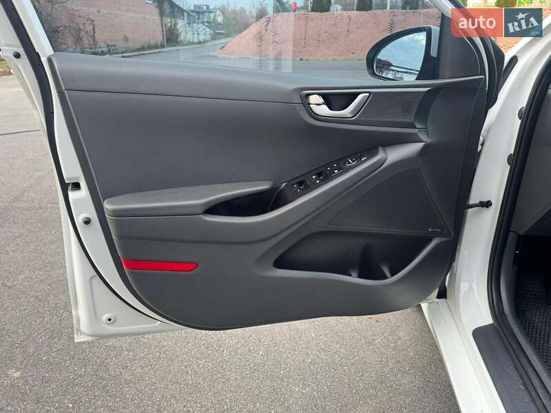 Хетчбек Hyundai Ioniq 2018 в Вінниці