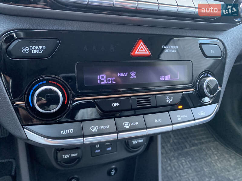 Ліфтбек Hyundai Ioniq 2019 в Кропивницькому фото 4 Ліфтбек Hyundai Ioniq 2019 в Кропивницькому