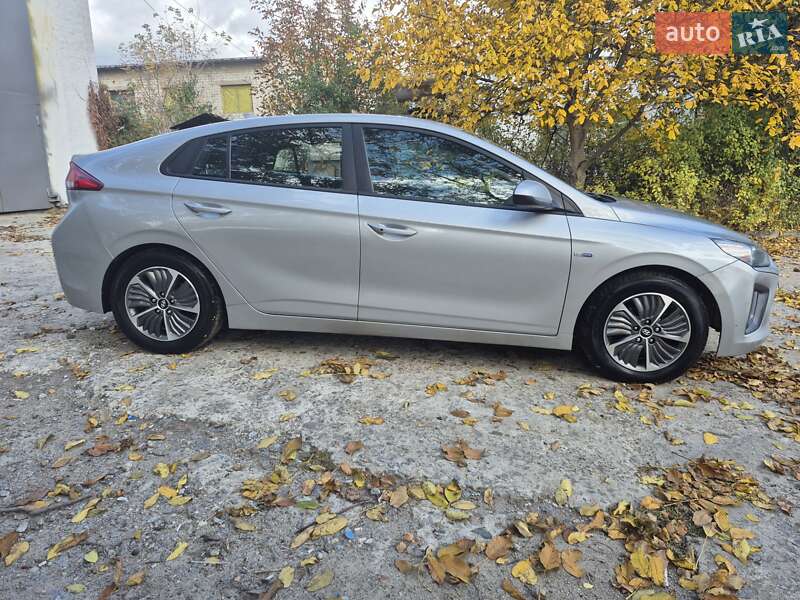 Лифтбек Hyundai Ioniq 2020 в Умани фото 8 Лифтбек Hyundai Ioniq 2020 в Умани