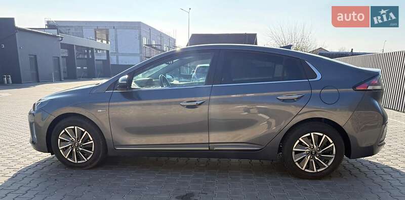 Лифтбек Hyundai Ioniq 2020 в Виннице фото 6 Лифтбек Hyundai Ioniq 2020 в Виннице