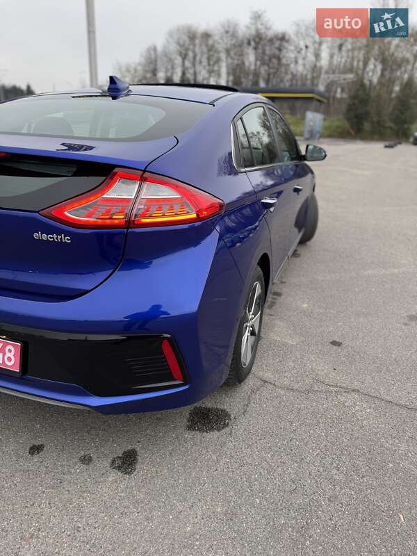 Лифтбек Hyundai Ioniq 2019 в Львове