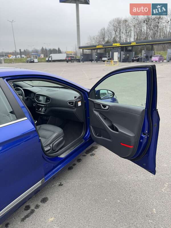 Лифтбек Hyundai Ioniq 2019 в Львове
