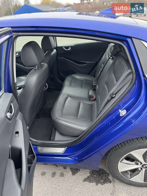 Лифтбек Hyundai Ioniq 2019 в Львове
