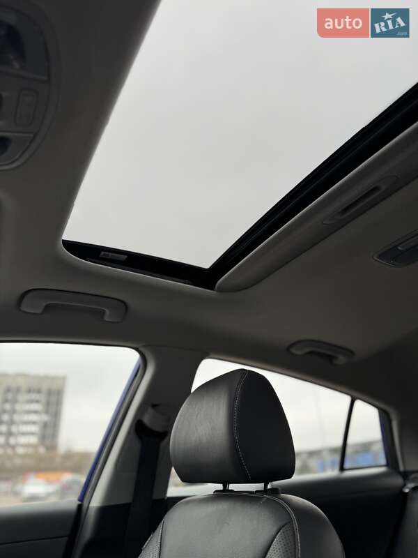 Лифтбек Hyundai Ioniq 2019 в Львове