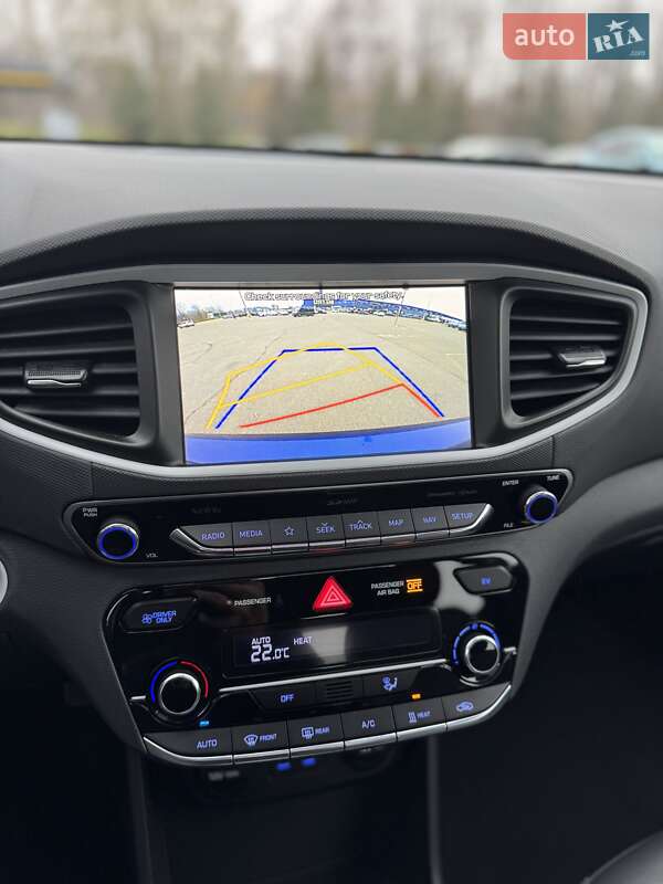 Лифтбек Hyundai Ioniq 2019 в Львове