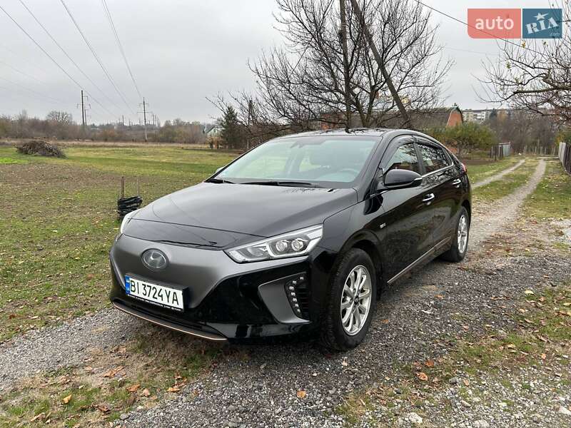 Хэтчбек Hyundai Ioniq 2019 в Полтаве