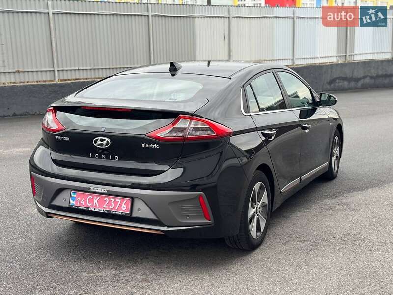 Хетчбек Hyundai Ioniq 2017 в Вінниці фото 10 Хетчбек Hyundai Ioniq 2017 в Вінниці