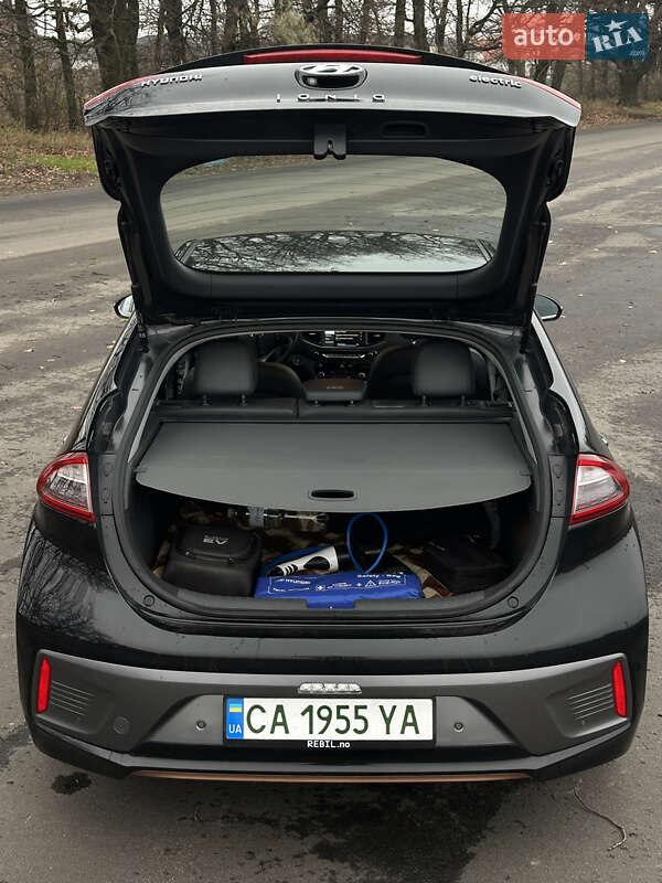 Хетчбек Hyundai Ioniq 2018 в Черкасах