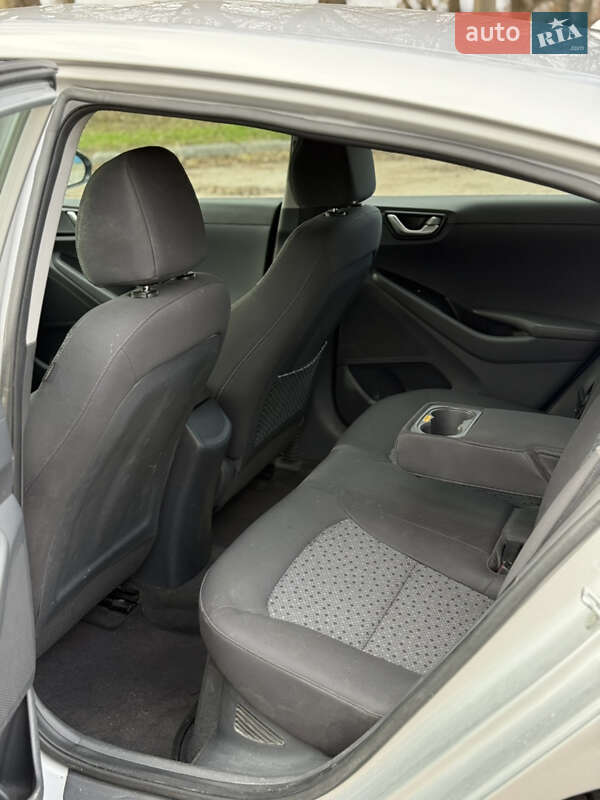 Хэтчбек Hyundai Ioniq 2019 в Днепре