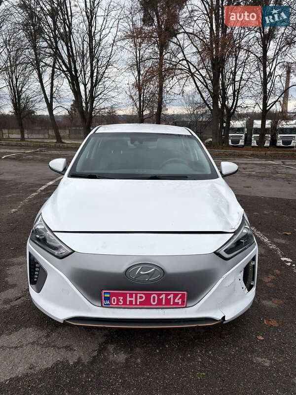 Хэтчбек Hyundai Ioniq 2018 в Ровно