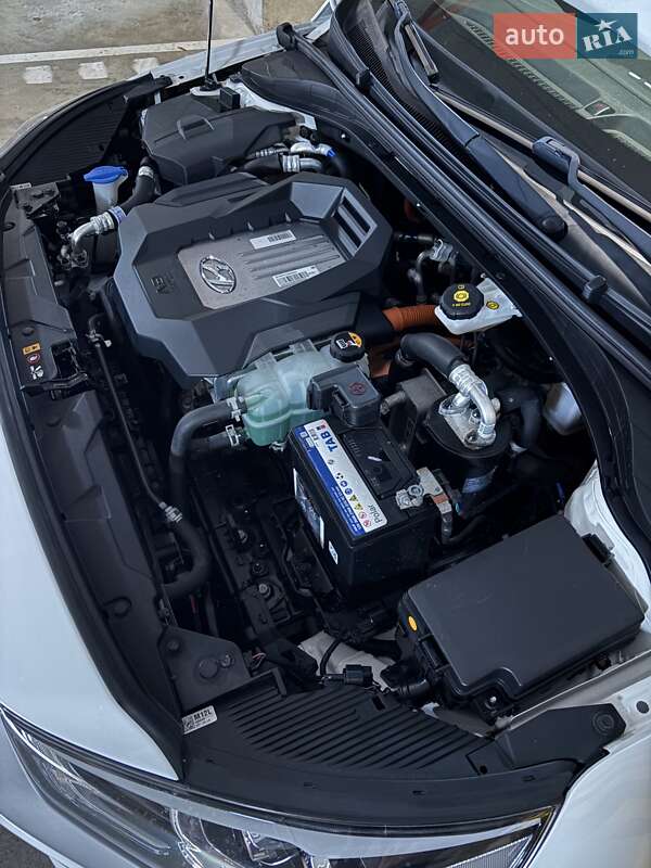 Хэтчбек Hyundai Ioniq 2018 в Виннице фото 13 Хэтчбек Hyundai Ioniq 2018 в Виннице