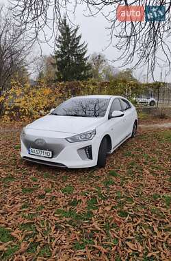 Хэтчбек Hyundai Ioniq 2017 в Житомире