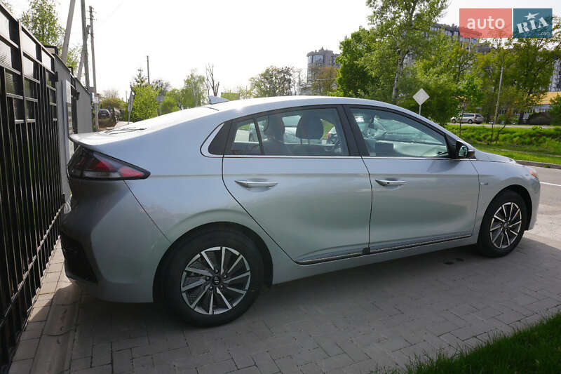 Ліфтбек Hyundai Ioniq 2020 в Бучі
