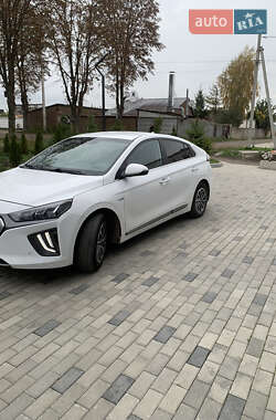 Лифтбек Hyundai Ioniq 2020 в Ровно