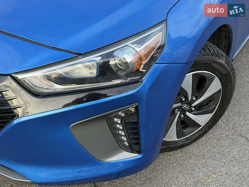 Хэтчбек Hyundai Ioniq 2017 в Одессе