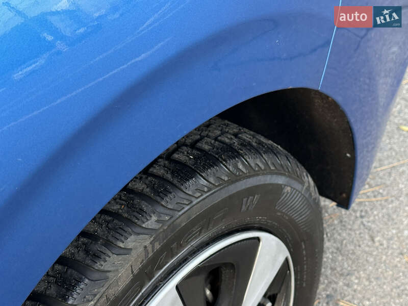 Хэтчбек Hyundai Ioniq 2017 в Одессе