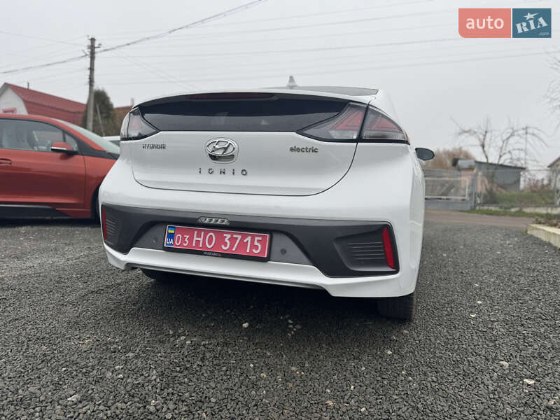 Ліфтбек Hyundai Ioniq 2020 в Рівному фото 6 Ліфтбек Hyundai Ioniq 2020 в Рівному