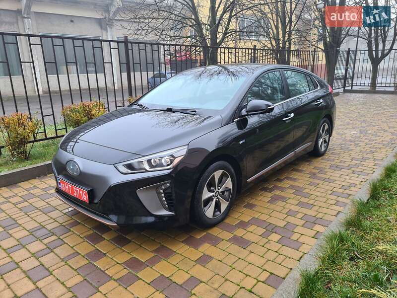 Лифтбек Hyundai Ioniq 2019 в Виннице