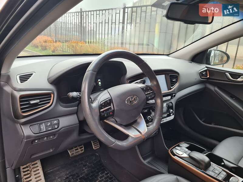 Лифтбек Hyundai Ioniq 2019 в Виннице