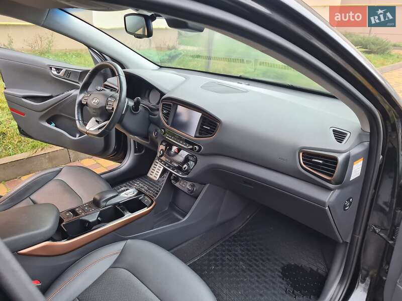 Лифтбек Hyundai Ioniq 2019 в Виннице