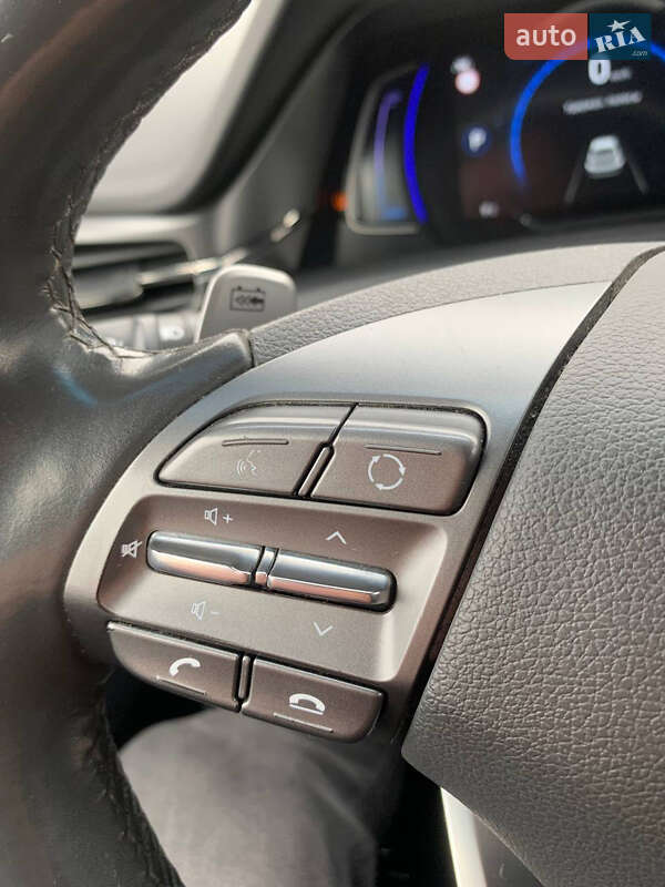 Лифтбек Hyundai Ioniq 2020 в Ровно