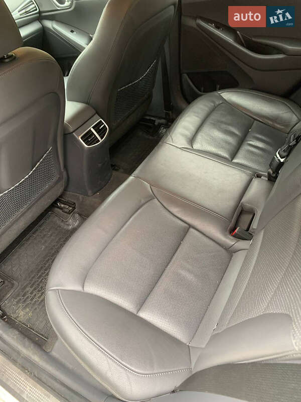 Лифтбек Hyundai Ioniq 2020 в Ровно