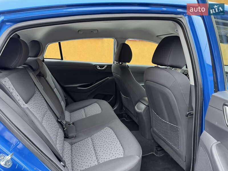 Хэтчбек Hyundai Ioniq 2017 в Ровно фото 32 Хэтчбек Hyundai Ioniq 2017 в Ровно