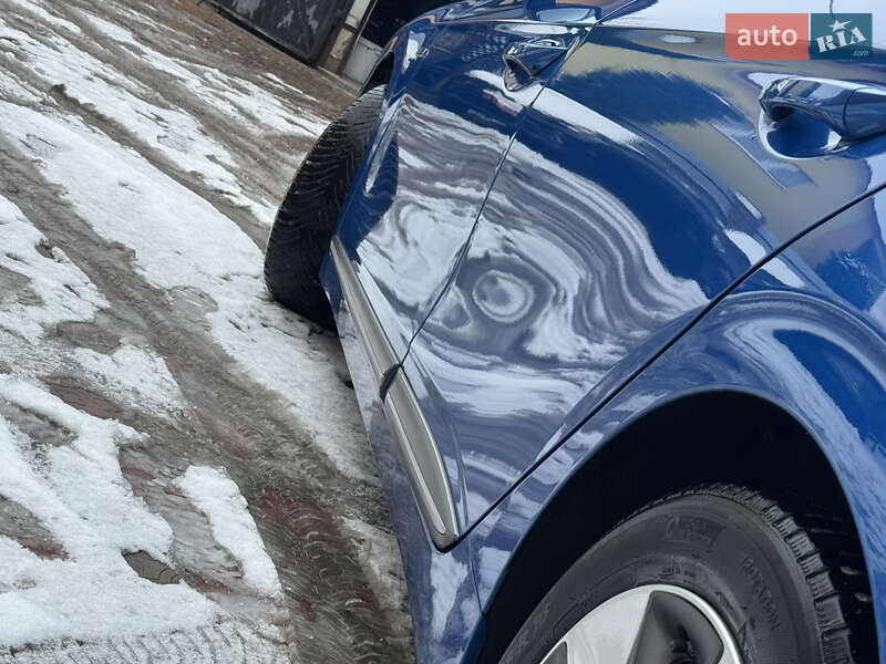 Хэтчбек Hyundai Ioniq 2017 в Ровно фото 53 Хэтчбек Hyundai Ioniq 2017 в Ровно