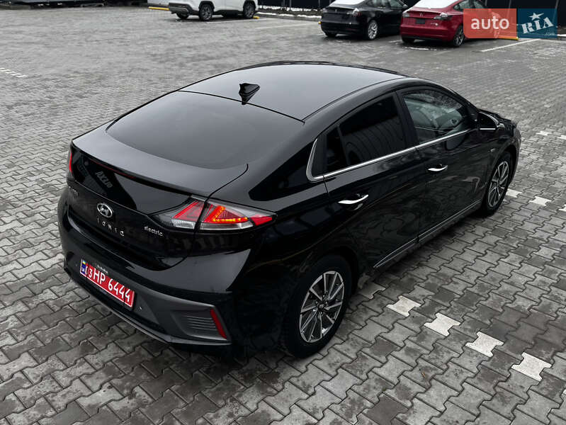 Лифтбек Hyundai Ioniq 2020 в Владимире