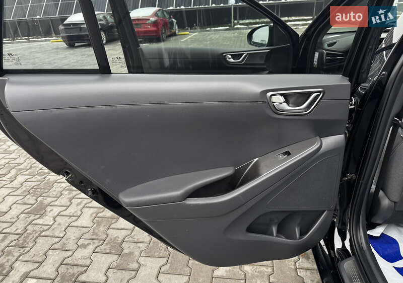 Лифтбек Hyundai Ioniq 2020 в Владимире