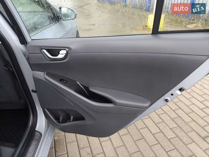 Хэтчбек Hyundai Ioniq 2017 в Ковеле