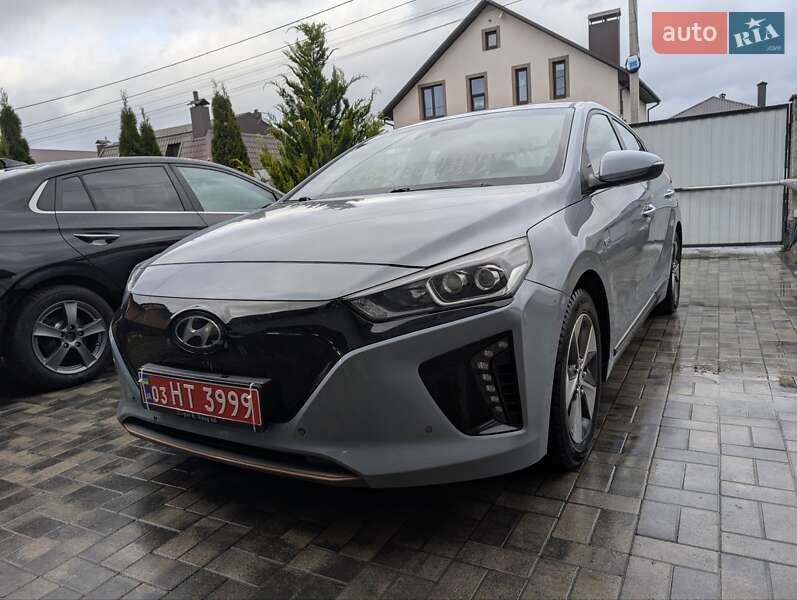 Хэтчбек Hyundai Ioniq 2018 в Виннице