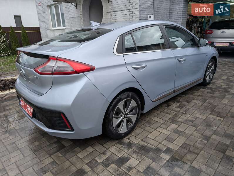 Хэтчбек Hyundai Ioniq 2018 в Виннице