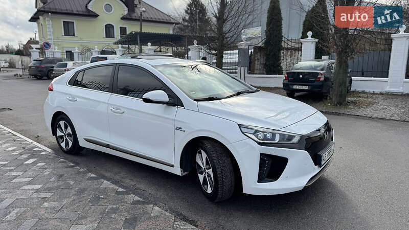 Лифтбек Hyundai Ioniq 2019 в Виннице