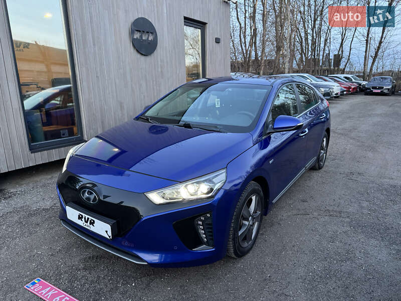 Хэтчбек Hyundai Ioniq 2018 в Тернополе
