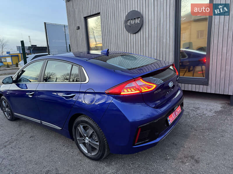 Хэтчбек Hyundai Ioniq 2018 в Тернополе