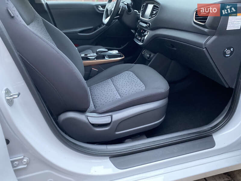 Хэтчбек Hyundai Ioniq 2019 в Виннице