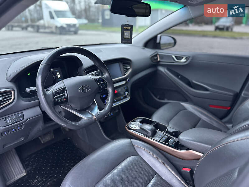 Хэтчбек Hyundai Ioniq 2018 в Бродах фото 9 Хэтчбек Hyundai Ioniq 2018 в Бродах