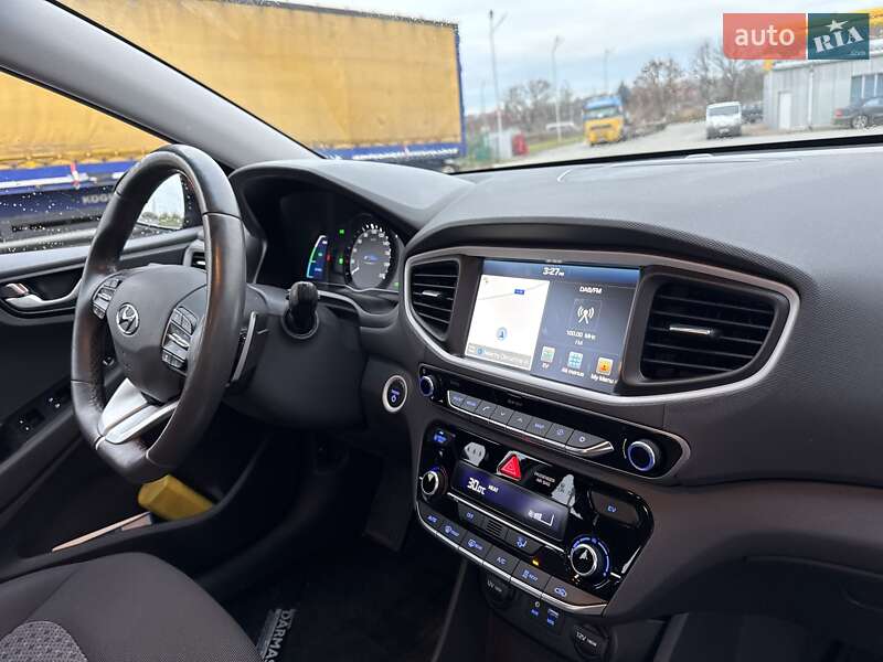 Лифтбек Hyundai Ioniq 2019 в Луцке