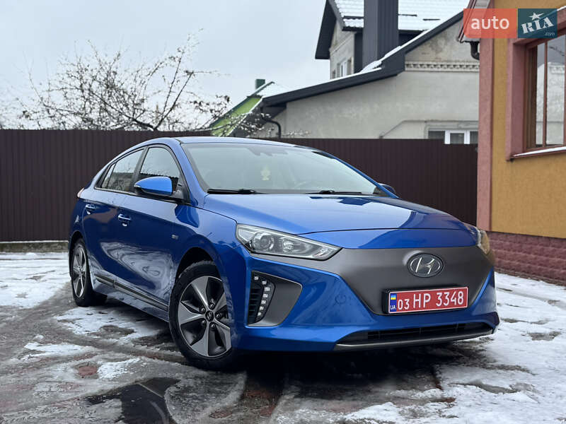 Хэтчбек Hyundai Ioniq 2017 в Ровно