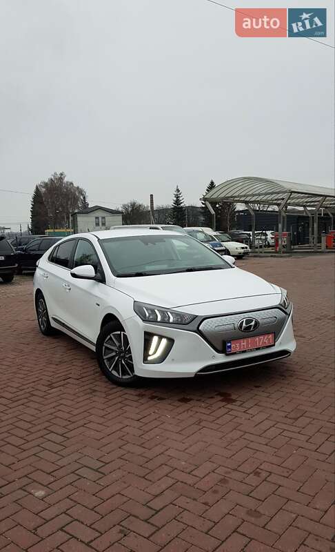 Лифтбек Hyundai Ioniq 2020 в Ровно