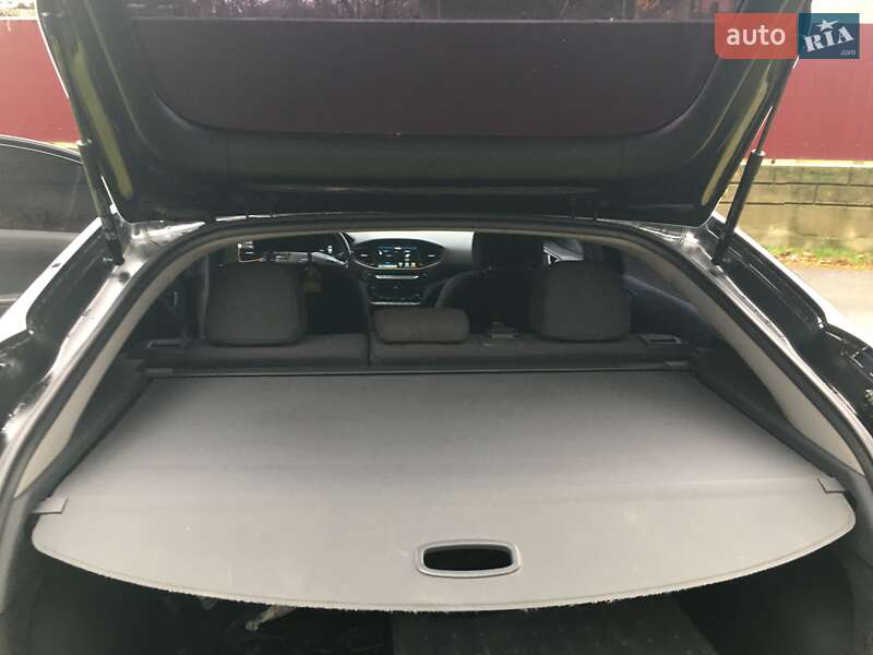Хэтчбек Hyundai Ioniq 2016 в Виннице
