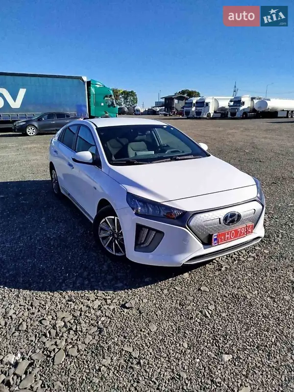 Hyundai Ioniq