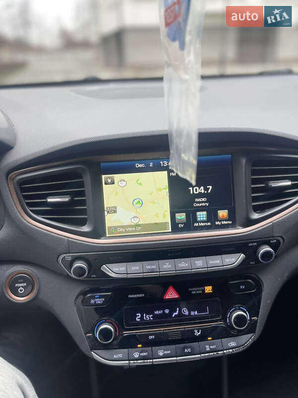 Хэтчбек Hyundai Ioniq 2017 в Ивано-Франковске